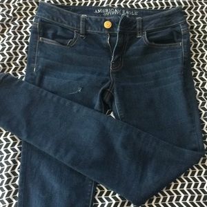 American Eagle dark denim Jeggings. Sz 4